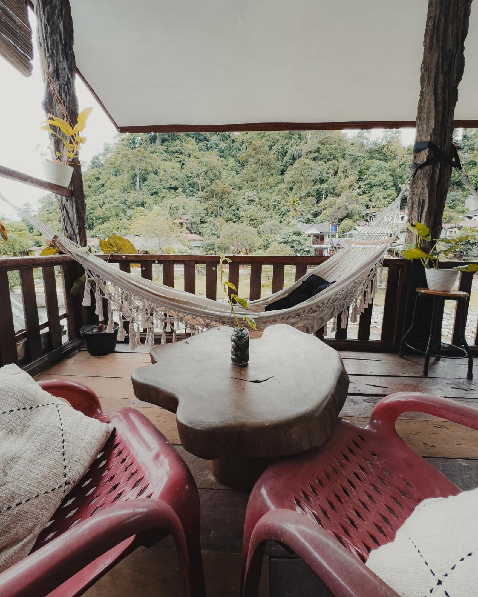 Charlys Little House Hotel Bukit Lawang Eksteriør billede